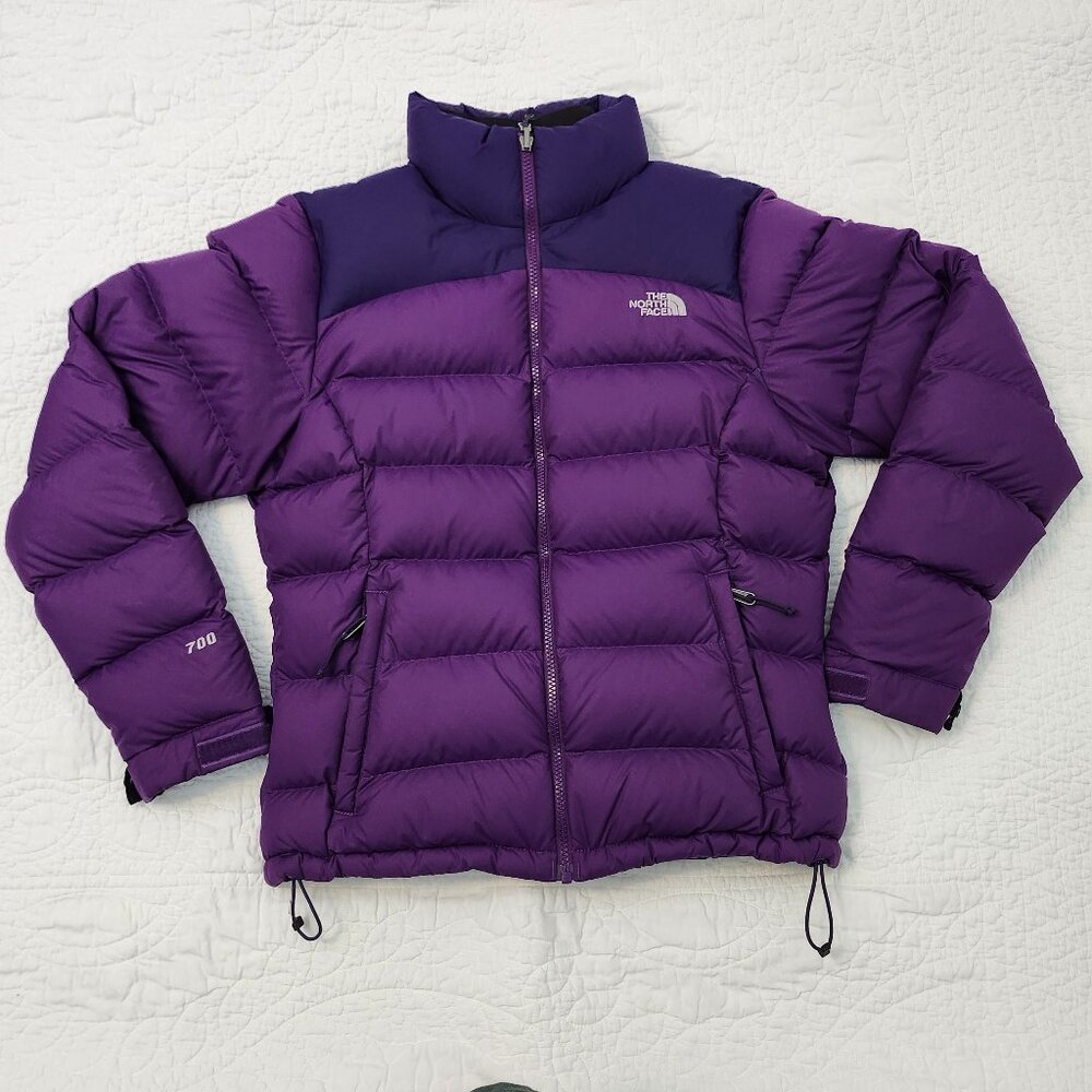 The North Face Women's Medium Purple Nuptse Puffer Winter Coat 700 Goose Down.